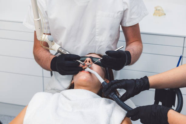 Best Emergency Tooth Extraction in Richgrove, CA
